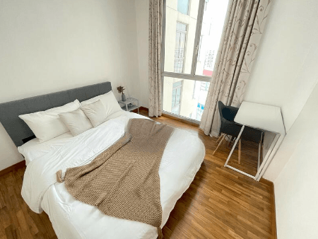 【For Rent】Lakeside MRT Apartment Single Room 1