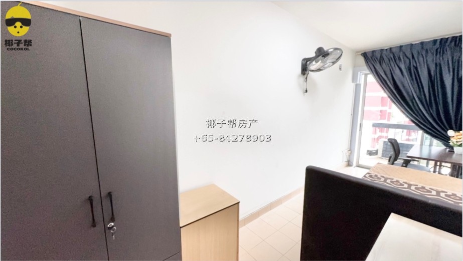 【出租】玛达MRT公寓带阳台单间 3