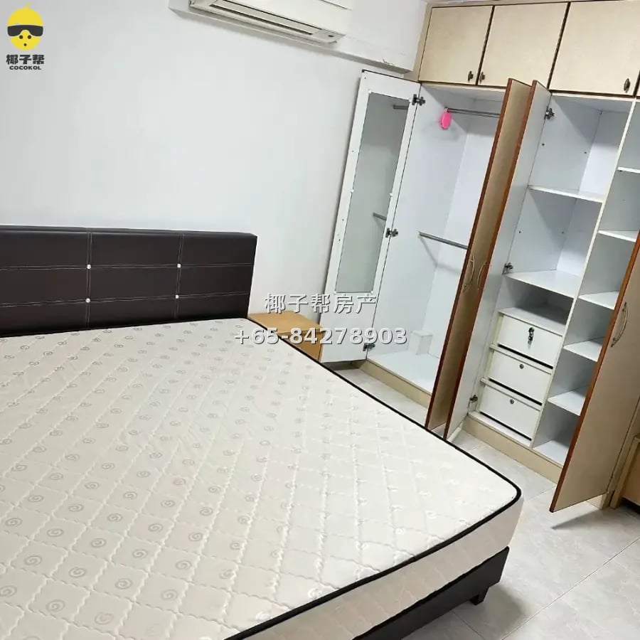 Toa Payoh common room near MRT, bus stop downstairs, water/e 3