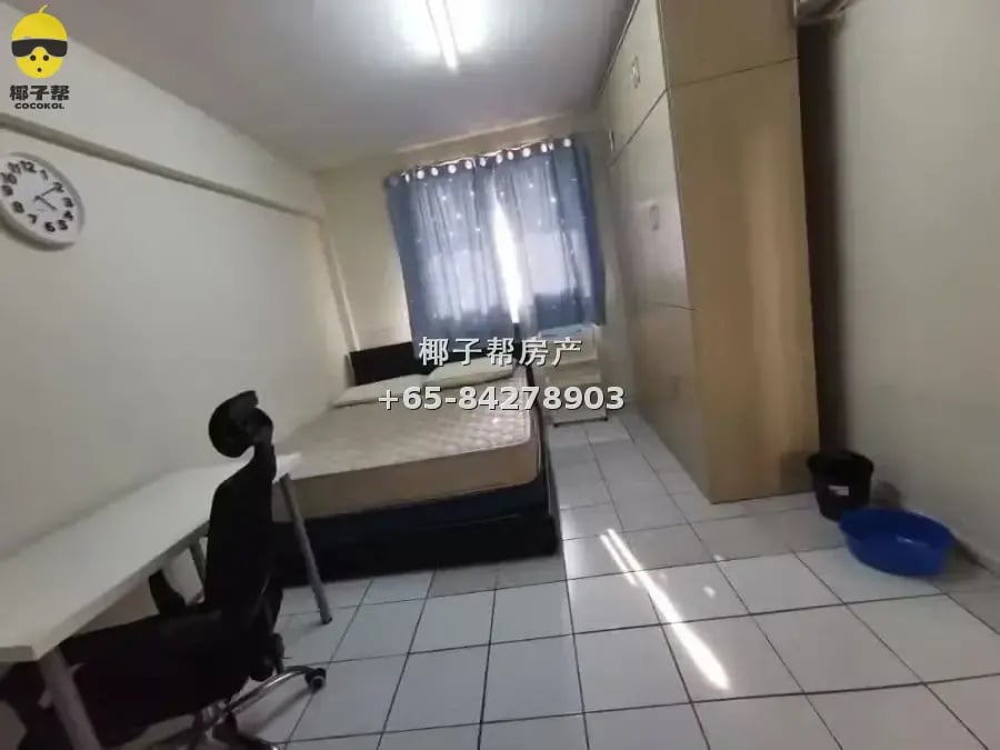 Large common room near NTU in Boon Lay. Cooking allowed, sho 1