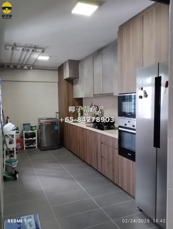 📢 三巴旺五房式祖屋出租!近地铁站,生活便利! 🏡 4
